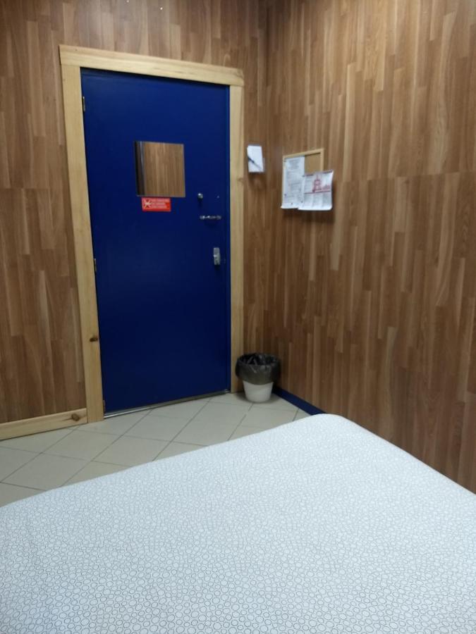 Melaya Budget Hostel فارو المظهر الخارجي الصورة